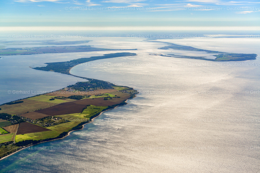 3637986 | DRANSKE 25.08.2016 Küsten- Landschaft am Sandstrand der der Ostsee in Dranske im Bundesland Mecklenburg-Vorpommern, Deutschland. // Coastline on the sandy beach of of Baltic Sea in Dranske in the state Mecklenburg - Western Pomerania, Germany. Foto: Gerhard Launer