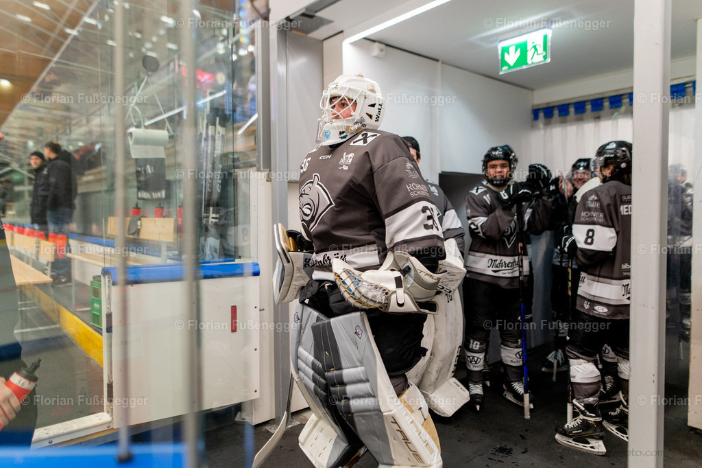 DSC_8302 | "Fussifoto.com – Ihr Ansprechpartner für hochwertige Fotografie! Entdecken Sie kreative Bilder und professionelle Dienstleistungen. Kontaktieren Sie uns für Ihre Projekte!"