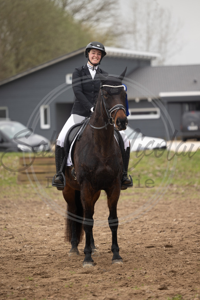 994A9054 | sabrinanicolaifotografie - Realisiert mit Pictrs.com