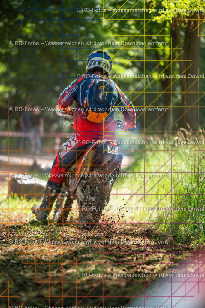 Wolfshausen 2 Lauf -1085 | Sportfotografie von RO-Fotos: Motorsport, Motocross, Enduro, Laufveranstaltungen und Triathlon. Professionelle Fotos von Sportlern und Events. - Realisiert mit Pictrs.com