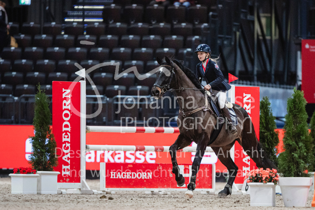 240120_Leipzig_AmateurSmall-132 | Deine schönsten Turniermomente als professionelle Fotos! Entdecke hochwertige Pferdesport-Fotografie im Online-Shop. Jetzt Fotos finden & bestellen!