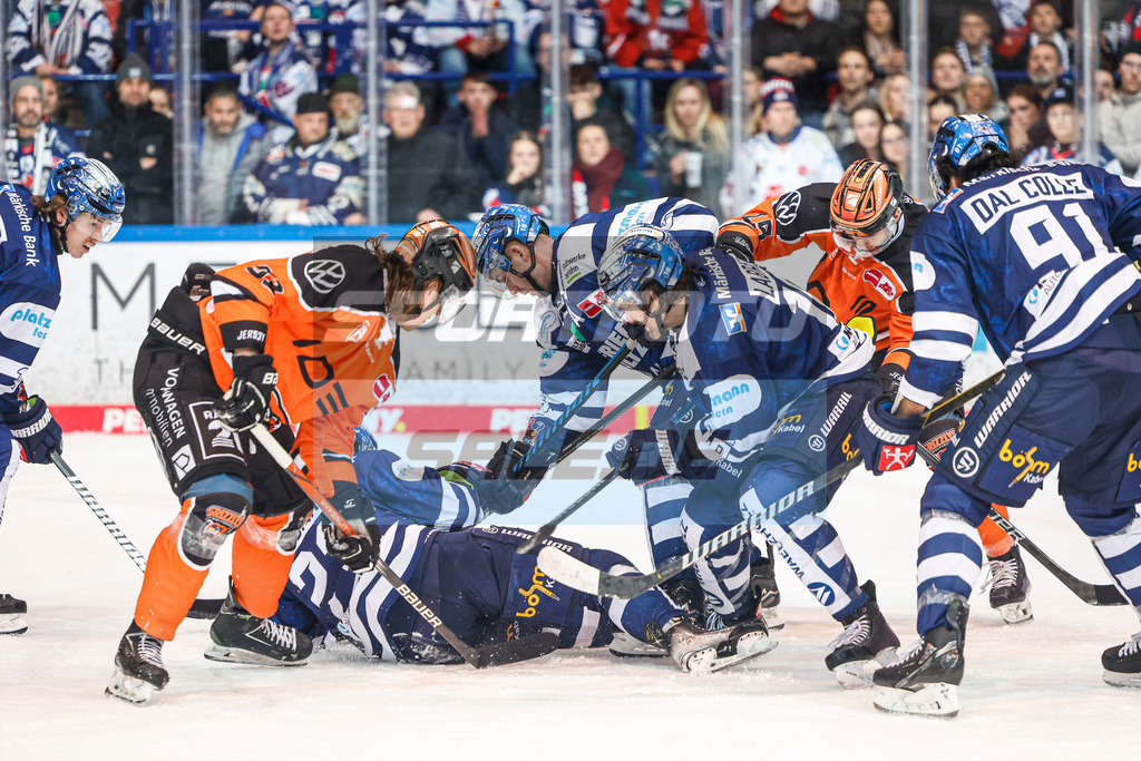 Iserlohn Roosters - Grizzlys Wolfsburg | 
DEL: Iserlohn Roosters - Grizzlys Wolfsburg - Realisiert mit Pictrs.com