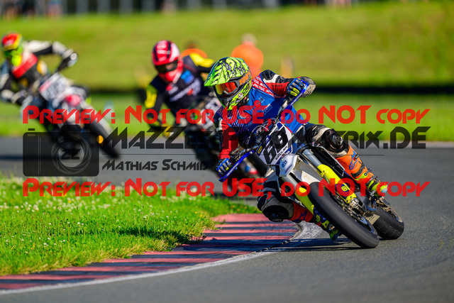 MaZZes_FotoMatrix_240622_6007705_2-129 | UE40