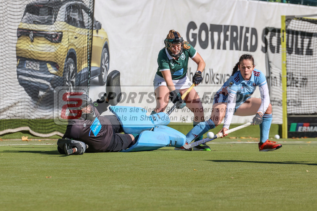 MJ_2022-10-08_Damen_HTCU-UHC-68 | Finja Stark (Uhlenhorst Mülheim #9), Uhlenhorst Mülheim - UHC Hamburg am 8.10.2022 im Waldstadion, Mülheim a. d. Ruhr