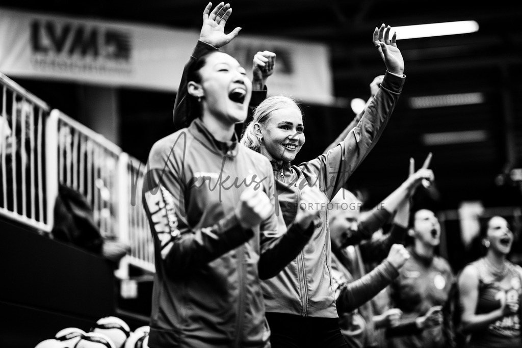 Volleyball, 1. Bundesliga Frauen, Hauptrunde, 8. Spieltag, Saison 2025/2026: USC Münster - Dresdner SC | 1. Bundesliga Frauen, Hauptrunde, 8. Spieltag, Saison 2025/2026, USC Münster empfängt Dresdner SC in der Sporthalle Berg Fidel in Münster. Foto: sportfotografie.ms | Markus Paletta - Realisiert mit Pictrs.com