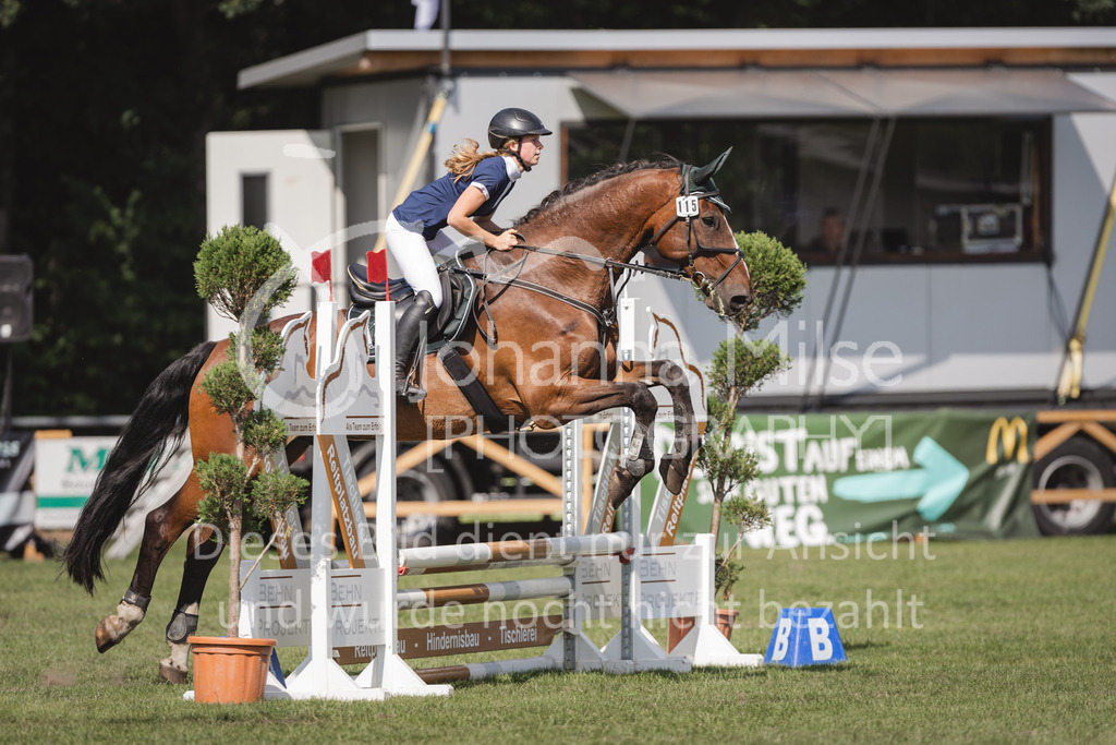 230714_LC_Mini-245 | Deine schönsten Turniermomente als professionelle Fotos! Entdecke hochwertige Pferdesport-Fotografie im Online-Shop. Jetzt Fotos finden & bestellen!