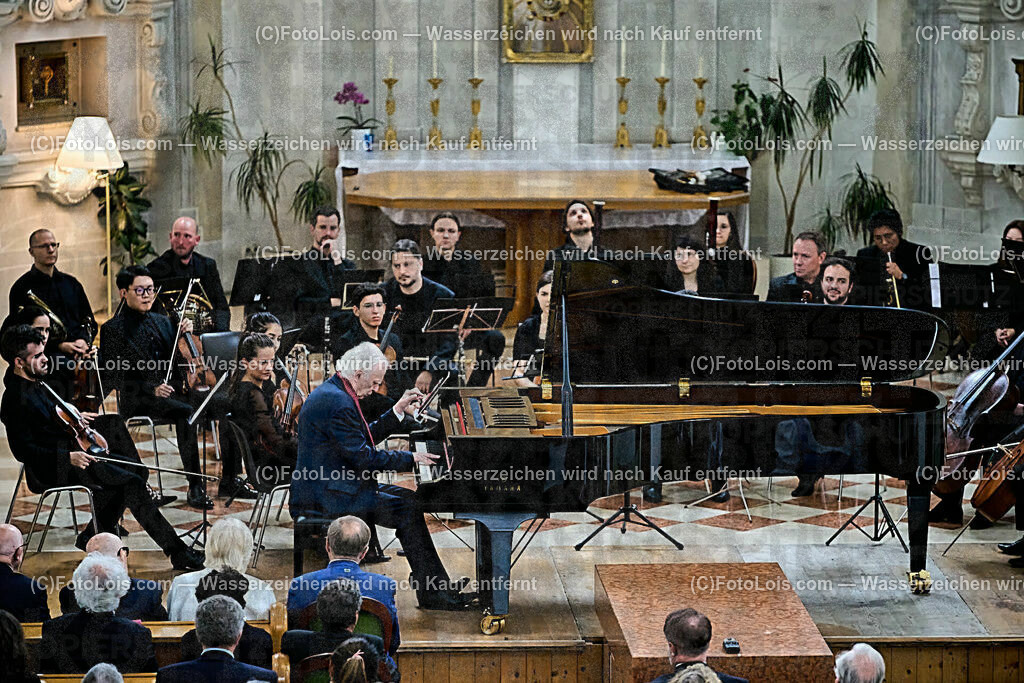 ALP0359_XXXIX_Chopin-Festival_Camerata Mozartiana_Olejniczak Janusz | (C)FotoLois.com, Alois Spandl, XXXIX. internationales CHOPIN-Festival in der Kartause Gaming, Eröffnungskonzert in der Kartausenkirche mit Janusz Olejniczak (Klavier), Camerata Marzatiana unter Daniel Auner, Johanna Doderer (Komponistin), Natalia Rehling (Klavier), Ingolf Wunder (Klavier), Fr 4. August 2023.