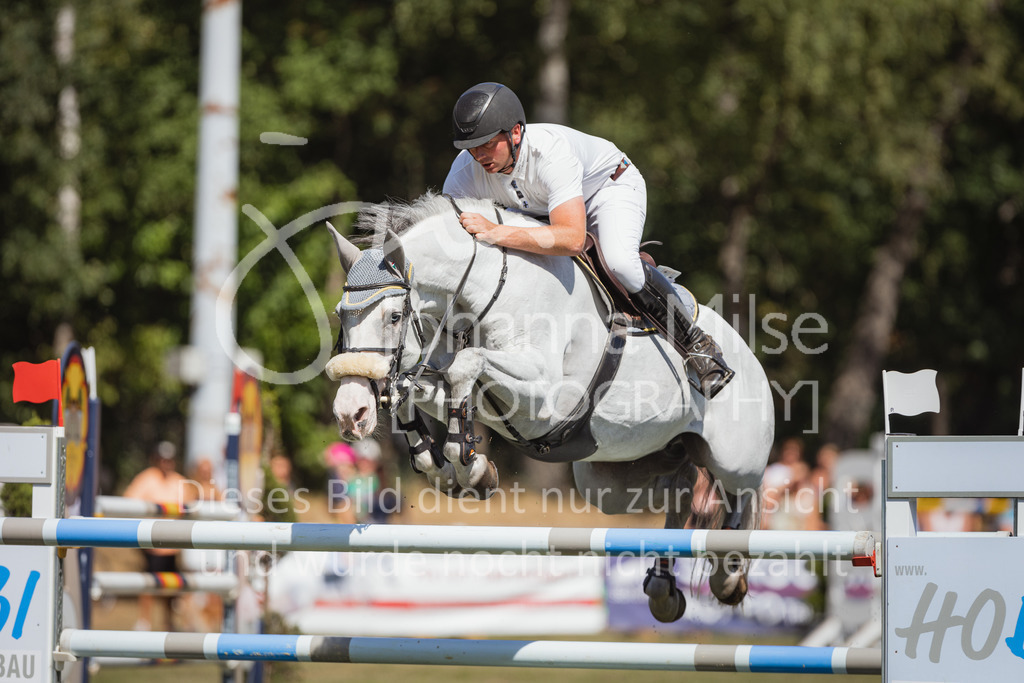 220717_LC_GroßerPreis-916 | Deine schönsten Turniermomente als professionelle Fotos! Entdecke hochwertige Pferdesport-Fotografie im Online-Shop. Jetzt Fotos finden & bestellen!