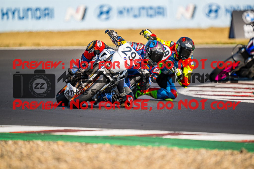 MaZZes_FotoMatrix_220626_2-207 | TWINCUP