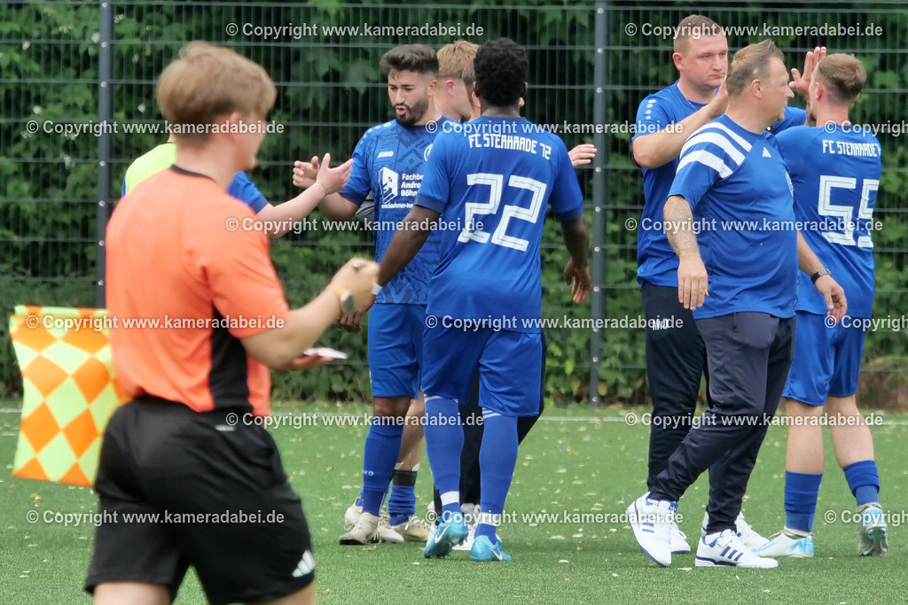 Fußball : Bezirksliga : TV Voerde - FC Sterkrade 72 | Fußball : Bezirksliga : TV Voerde - FC Sterkrade 72 am 25.05.2025 in Voerde - Realisiert mit Pictrs.com