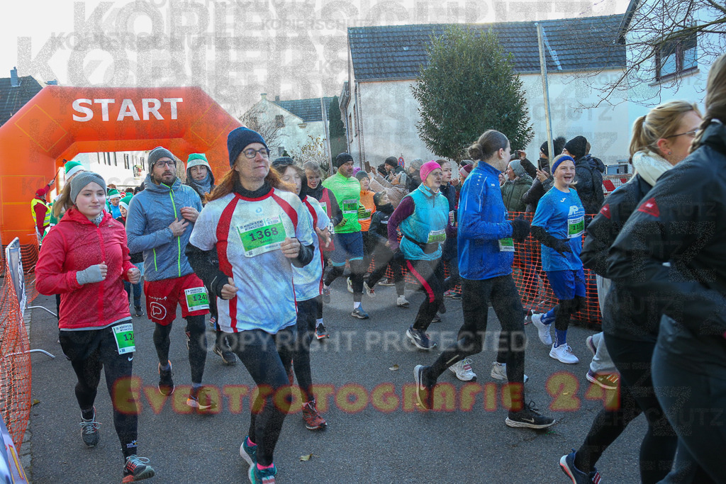 241201_1025_EX1_8139 | Sportfotografie im Rhein-Sieg Kreis, Köln, Bonn, NRW, Rheinland Pfalz, Hessen, etc. Unser Tätigkeitsfeld umfasst den Laufsport vom Volkslauf über den Marathon, Duathlon, Triathon bis zum Ultralauf wie Kölnpfad Ultra oder Schindertrail.