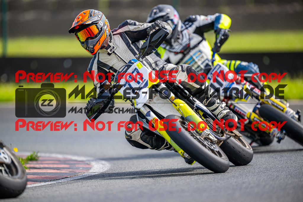 MaZZes_FotoMatrix_240621_6007705_8577 | GELB