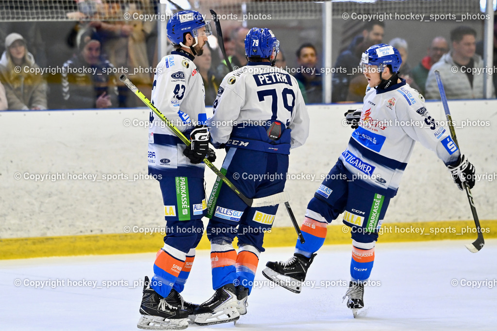 1. EHC Althofen vs. ESC Sparkasse Steindorf  | Jubel ESC Steindorf, #43 Oraze Martin ESC Steindorf, #79 Petrik Benjamin ESC Steindorf, #92 Ratz Patrick ESC Steindorf, 1. EHC Althofen vs. ESC Sparkasse Steindorf , 1. EHC Althofen vs. ESC Sparkasse Steindorf  am 08.03.2026 in Althofen (Stadthalle Althofen), Austria, (Photo by Bernd Stefan)