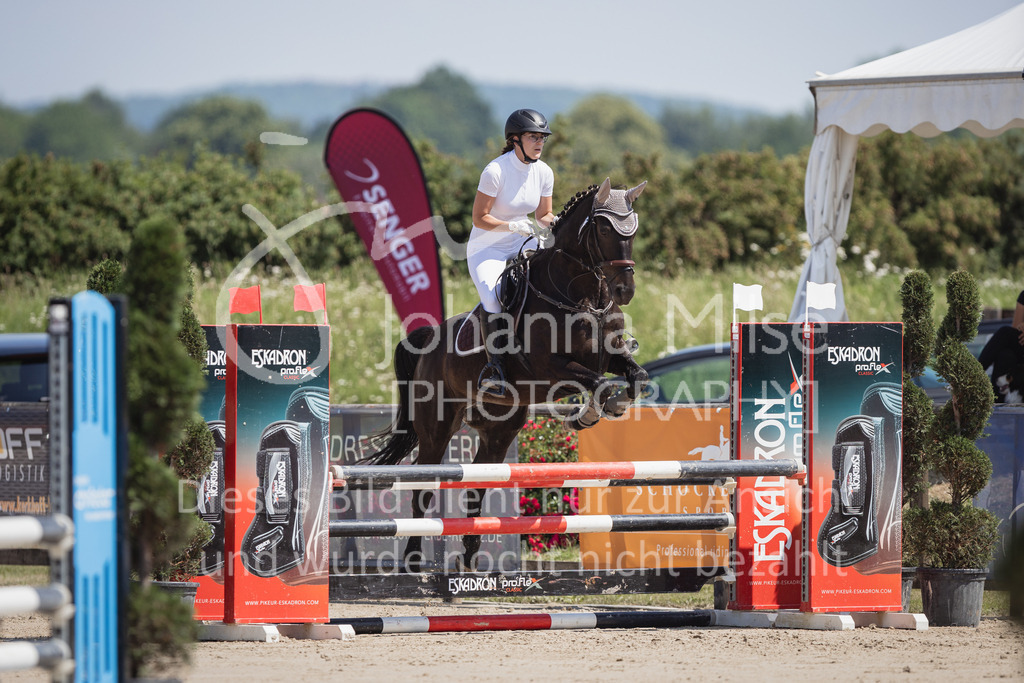 230625_PfSpTa_A1-Stil-320 | Deine schönsten Turniermomente als professionelle Fotos! Entdecke hochwertige Pferdesport-Fotografie im Online-Shop. Jetzt Fotos finden & bestellen!