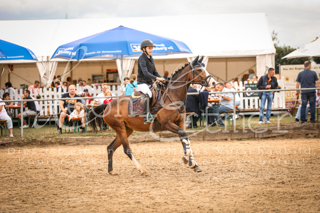 06.SoSpWB00262 | Leoni Ertmer Photography - Realisiert mit Pictrs.com