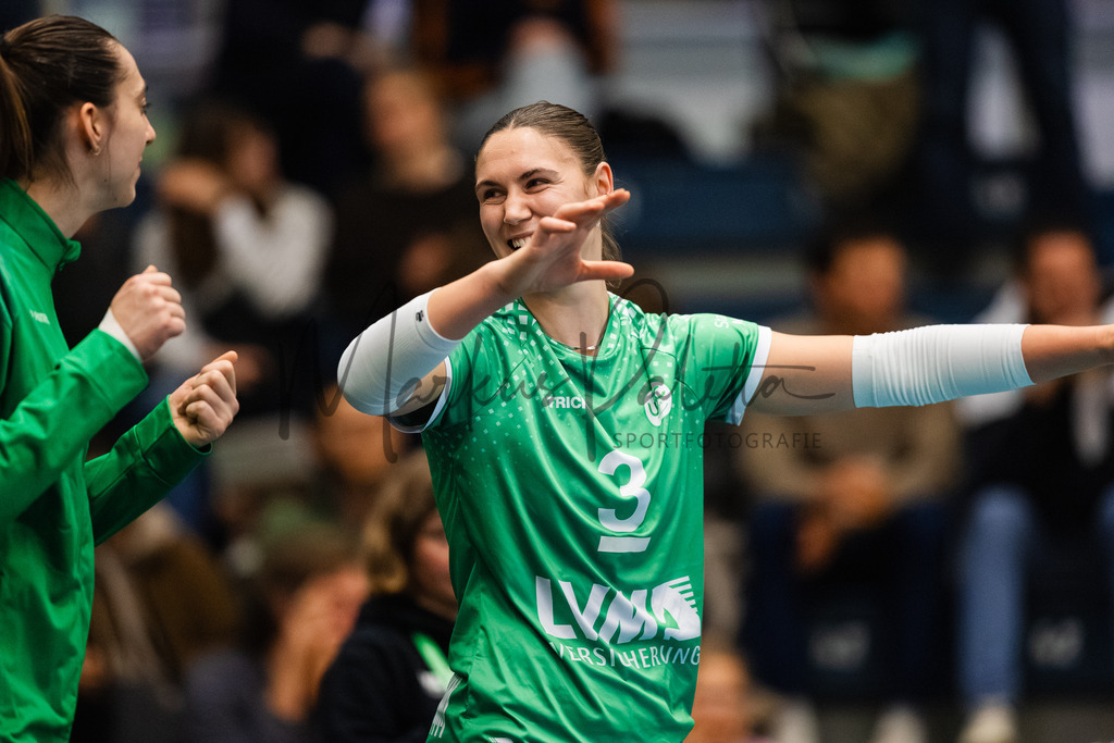 Volleyball, 1. Bundesliga Frauen, Hauptrunde, 8. Spieltag, Saison 2025/2026: USC Münster - Dresdner SC | 1. Bundesliga Frauen, Hauptrunde, 8. Spieltag, Saison 2025/2026, USC Münster empfängt Dresdner SC in der Sporthalle Berg Fidel in Münster. Foto: sportfotografie.ms | Markus Paletta - Realisiert mit Pictrs.com