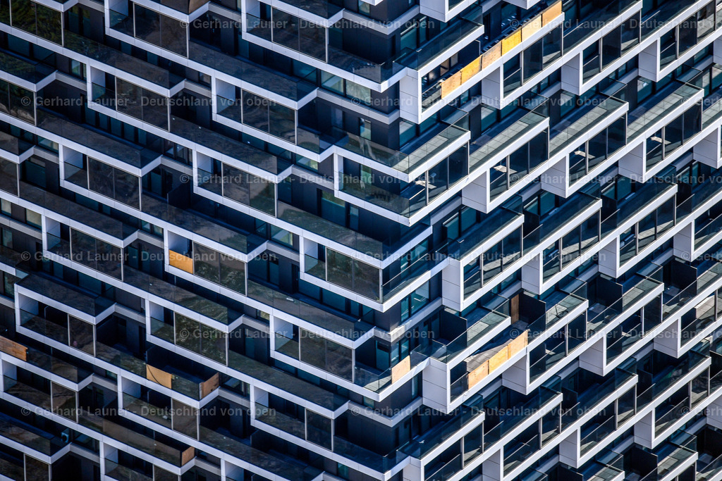 4020570 | Strukturen  der Fassade des Gebäudes ONE FORTY WEST, Frankfurt am Main