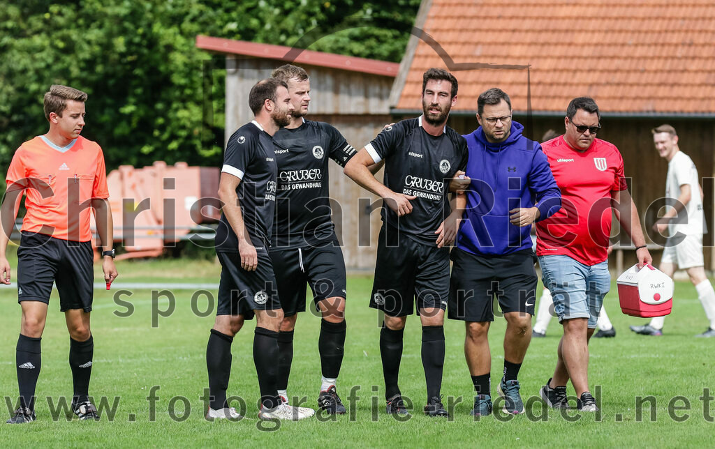2023-07-02_042_SV_Walpertskirchen_gegen_FC_Herzogstadt | Walpertskirchen, Deutschland, 02.07.2023:
Fußball, Kreisliga 2023 / 2024, Testspiel, SV Walpertskirchen gegen FC Herzogstadt, Endergebnis: 

Christoph Greckl (FC Herzogstadt, #5), Florian Simmet (FC Herzogstadt, #3), Thomas Greckl (FC Herzogstadt, #30)

Foto: Christian Riedel / fotografie-riedel.net