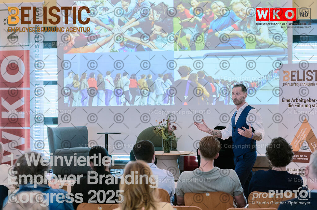 048_202509_EmployerBranding_NZ6_9797 | proPHOTO - Realisiert mit Pictrs.com