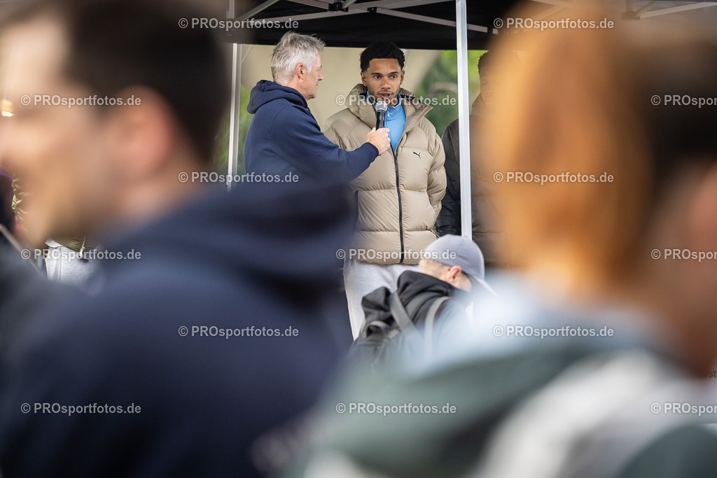 22. ASV Nachtlauf; Koeln, 28.05.25 | Impressionen vom 22. ASV Nachtlauf am 28.05.25 am Tanzbrunnen in Koeln. Foto: BEAUTIFUL SPORTS/Leah Kohring