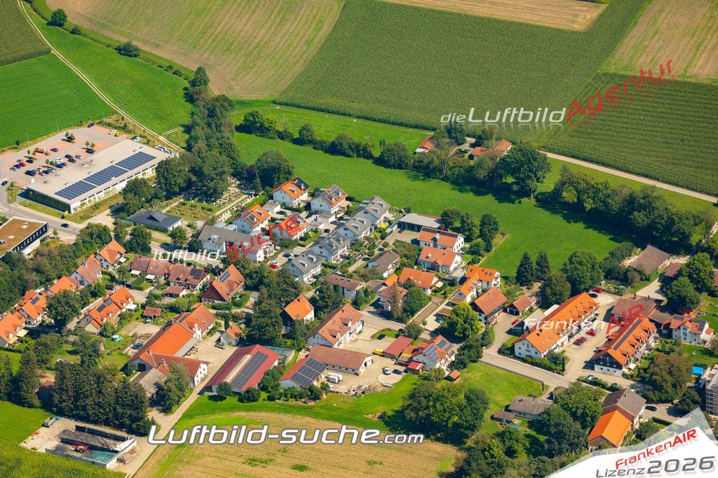Das Luftbild zeigt :  Anzing - Die Luftaufnahme wurde 2024 vom UL-Flugzeug aus erstellt ( keine Drohne ) - Hochauflösende Luftaufnahme - Für grossformatige Ausdrucke geeignet. Die Geschenkidee !Mit Lizenz und Bildrechte bestellbar