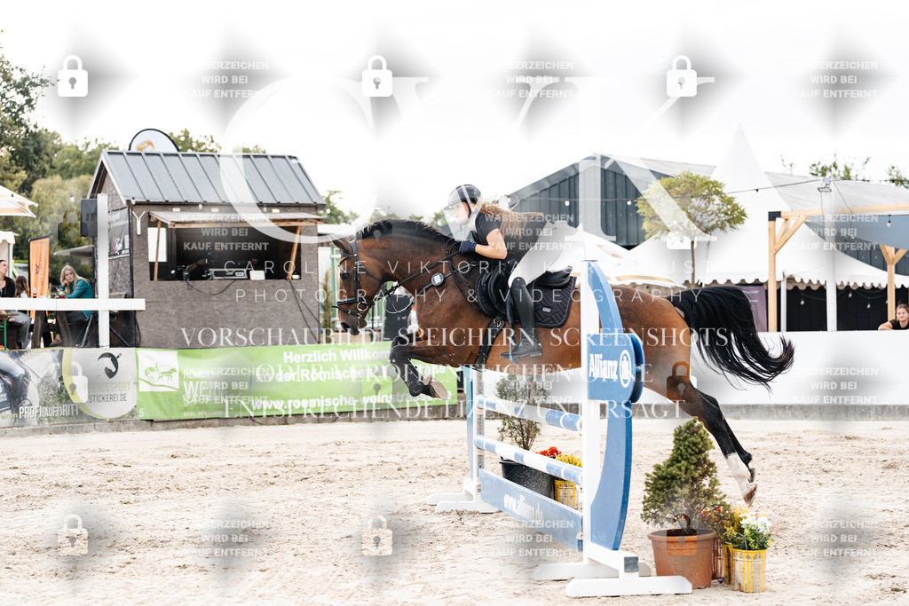CK902605 | Turnierfotografie Pferdefotografie Trier Rheinland-Pfalz Pferdesport Reitsport Tierfotografie Sportfotografie Pferdevideo Pferdevideografie Equestrianvideography equestrianphotography  - Realisiert mit Pictrs.com