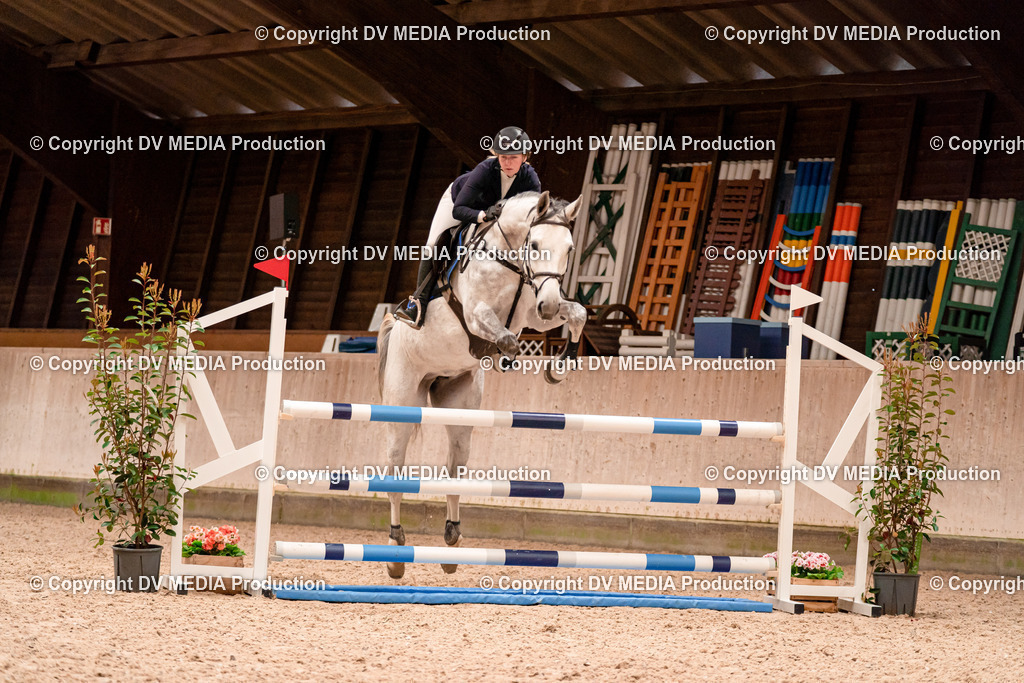 Springen Tag 1-456 | dv-media-shop - Realisiert mit Pictrs.com