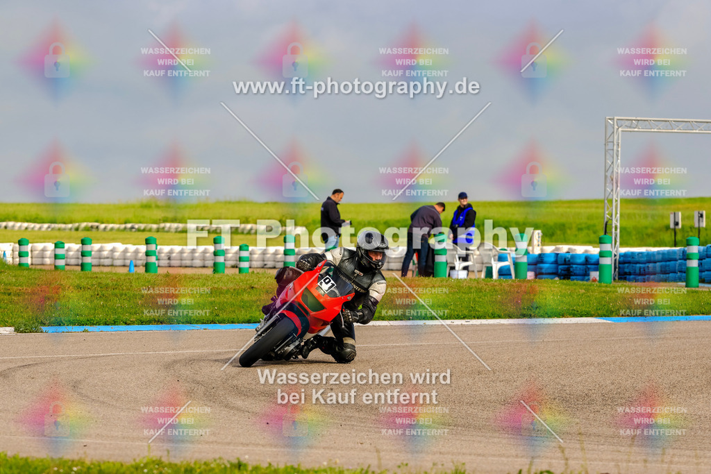 MotoTeam-8229 | Hier findet Ihr Bilder von Touristenfahrten auf der Nürburgring Nordschleife oder von anderen Veranstaltungen die ich besucht habe. Viel Spass beim Durch Schauen 