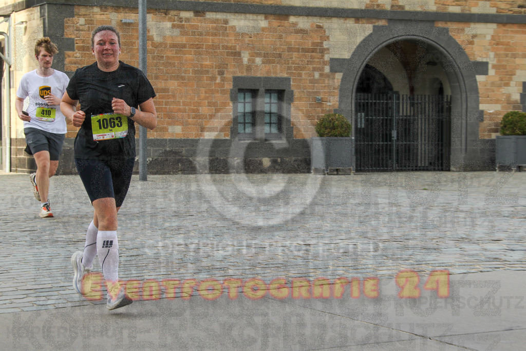 250920_1535_EV4_9226 | Sportfotografie im Rhein-Sieg Kreis, Köln, Bonn, NRW, Rheinland Pfalz, Hessen, etc. Unser Tätigkeitsfeld umfasst den Laufsport vom Volkslauf über den Marathon, Duathlon, Triathon bis zum Ultralauf wie Kölnpfad Ultra oder Schindertrail.