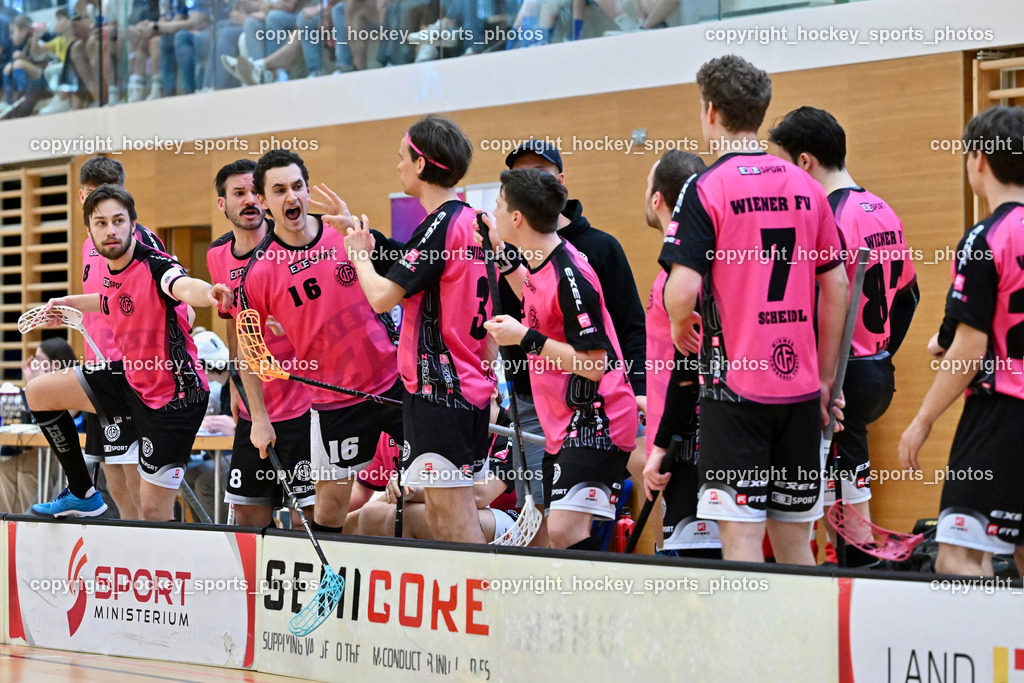VSV Unihockey vs. Wiener Floorballferein 6.4.2024 | Wiener Floorballverein Spielerbank, VSV Unihockey vs. Wiener Floorballferein 6.4.2024, VSV Unihockey vs. Wiener Floorballferein  am 06.04.2024 in Villach (Ballspielhalle St. Martin), Austria, (Photo by Bernd Stefan)