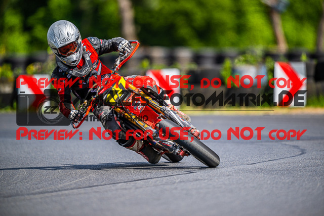 MaZZes_FotoMatrix_220529_9160 | Fotograf Mathias Schmid
Sportfotograf,
Eventfotograf,
Hochzeitsfotograf,
Portraitfotograf