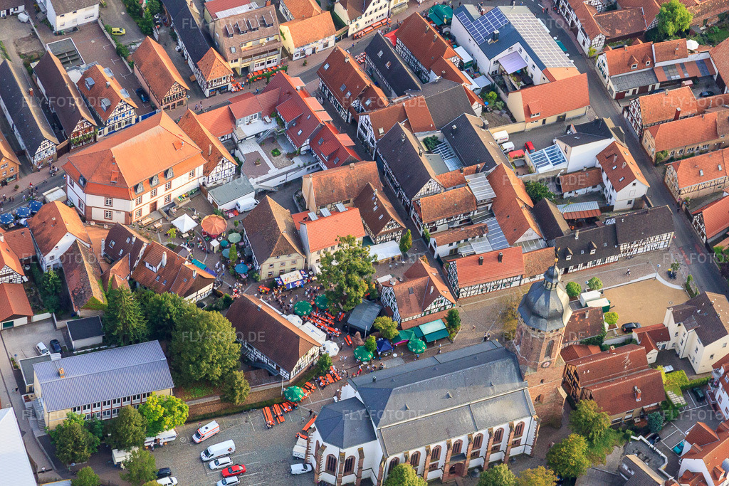 Luftbild: Stadtfest 2011 am Plätzel in Kandel im Bundesland Rheinland-Pfalz in Deutschland. Foto: IMG_44987.jpg vom 03.09.2011 durch Werner Riehm/FLY-FOTO.de