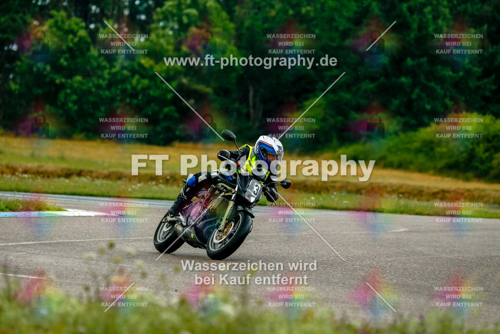 Chambley Juli-1482 | Hier findet Ihr Bilder von Touristenfahrten auf der Nürburgring Nordschleife oder von anderen Veranstaltungen die ich besucht habe. Viel Spass beim Durch Schauen 