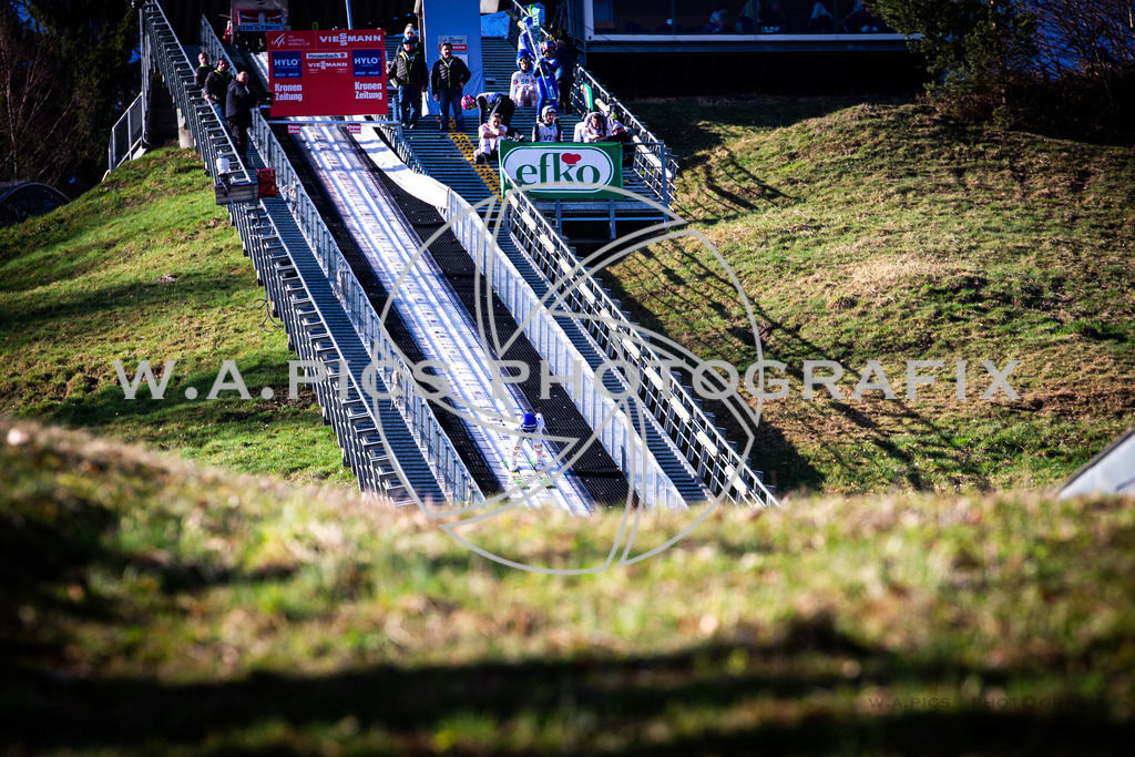 ..... | HINZENBACH AUSTRIA, Viessmann FIS SKI Jumping World Cup Woman 25.02.2024, HINZENBACH 24 Image shows : 
Photo: Wapics/Andreas Willdoner