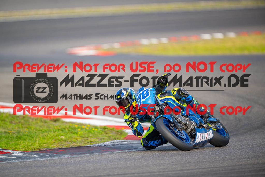 MaZZes-Fotomatrix-20260904-629081 | TWIN