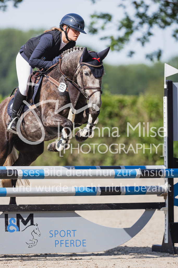 250621_Lemwerder_QualiBuChaPonys5j-118 | Deine schönsten Turniermomente als professionelle Fotos! Entdecke hochwertige Pferdesport-Fotografie im Online-Shop. Jetzt Fotos finden & bestellen!