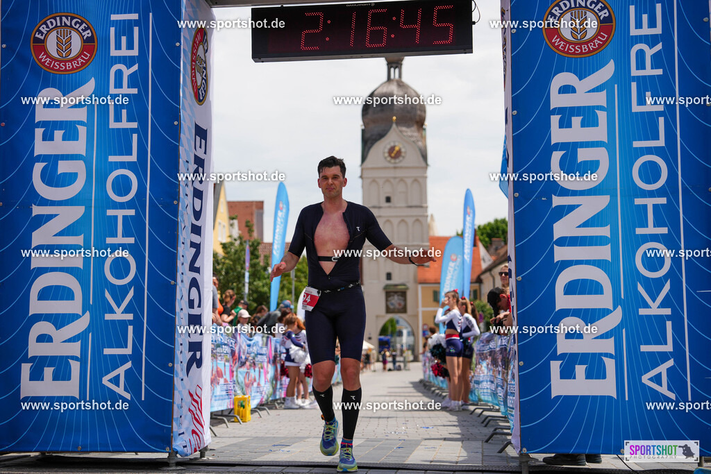 DSC03493 | Stadttriathlon Erding 2025. #yourpictrs #sportshot_your_pictrs @Sportshotphotography #stadttriathlonerding Copyright: www.sportshot.de