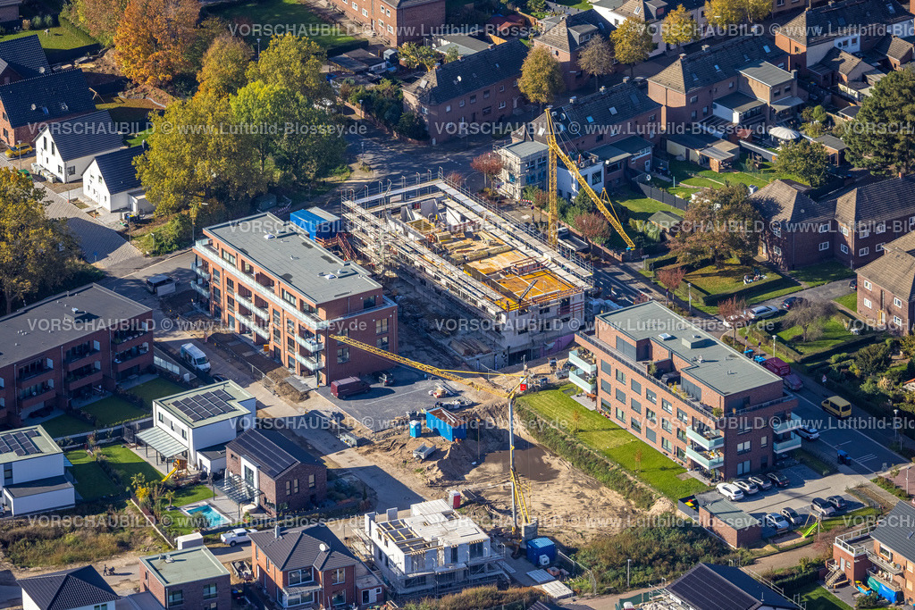 Kamp-Lintfort221004370 | Luftbild, Baustelle und Neubau von Wohnhäusern an der Konradstraße, Kamperbruch, Kamp-Lintfort, Niederrhein, Ruhrgebiet, Nordrhein-Westfalen, Deutschland