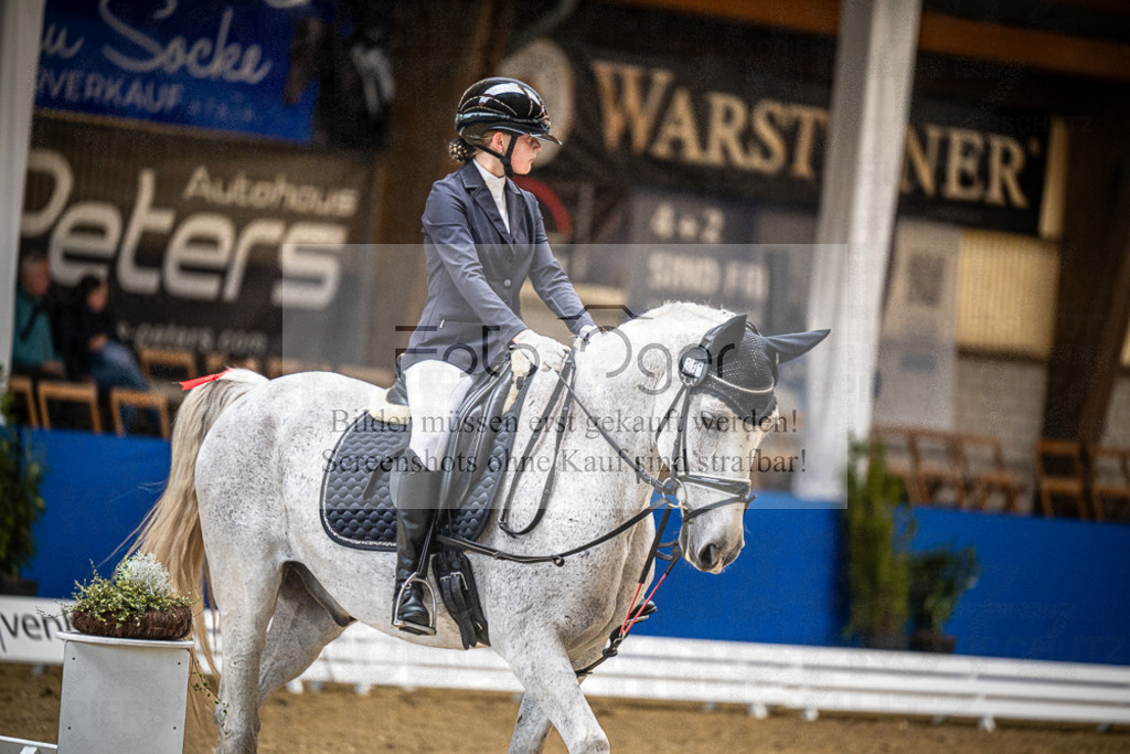 DOS_0762 | Entdecke hochwertige Reitturnierfotos von Foto Oger. Professionell, emotional und authentisch – jetzt Lieblingsmomente im Shop bestellen. - Realisiert mit Pictrs.com