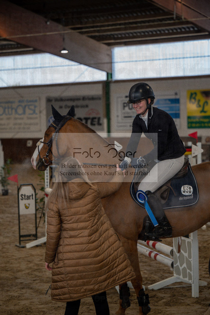 Hallenreittunier Voxtrup 2023 | Entdecke hochwertige Reitturnierfotos von Foto Oger. Professionell, emotional und authentisch – jetzt Lieblingsmomente im Shop bestellen.Deutschlandweite Turnierfotografie. - Realisiert mit Pictrs.com
