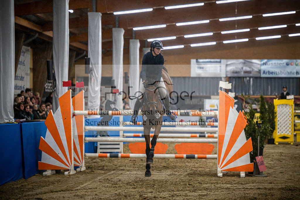 DOS_0683 | Entdecke hochwertige Reitturnierfotos von Foto Oger. Professionell, emotional und authentisch – jetzt Lieblingsmomente im Shop bestellen.Deutschlandweite Turnierfotografie. - Realisiert mit Pictrs.com