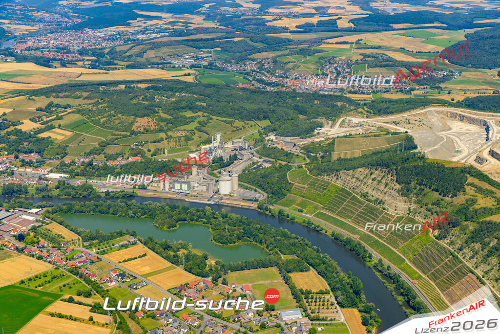 Das Luftbild zeigt : Lengfurt Triefenstein - Die Luftaufnahme wurde 2023 vom UL-Flugzeug aus erstellt ( keine Drohne ) - Hochauflösende Luftaufnahme - Für grossformatige Ausdrucke geeignet. Die Geschenkidee !Mit Lizenz und Bildrechte bestellbar