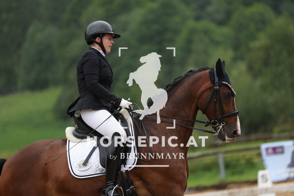 0P6A9145 | Willkommen bei Brunnmayr - Design & Fotografie – Ihrem Spezialisten für Reitturniere und Pferdeveranstaltungen in Oberösterreich, Salzburg und Bayern! Seit über 17 Jahren sind wir leidenschaftlich dabei.