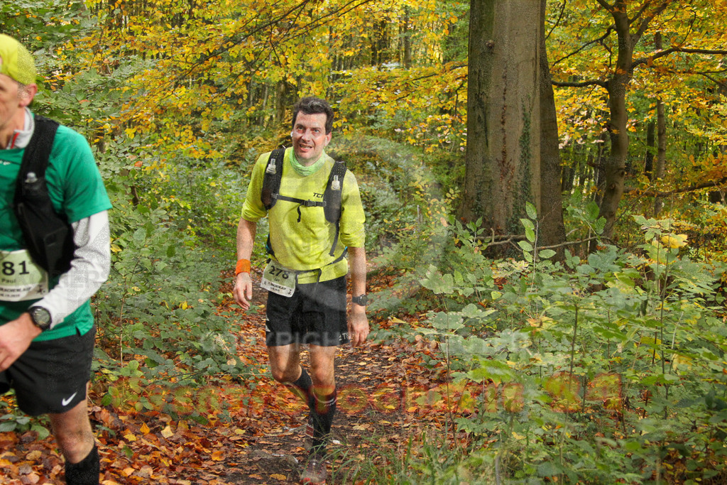 251026_1249_EV4_5878 | Sportfotografie im Rhein-Sieg Kreis, Köln, Bonn, NRW, Rheinland Pfalz, Hessen, etc. Unser Tätigkeitsfeld umfasst den Laufsport vom Volkslauf über den Marathon, Duathlon, Triathon bis zum Ultralauf wie Kölnpfad Ultra oder Schindertrail.