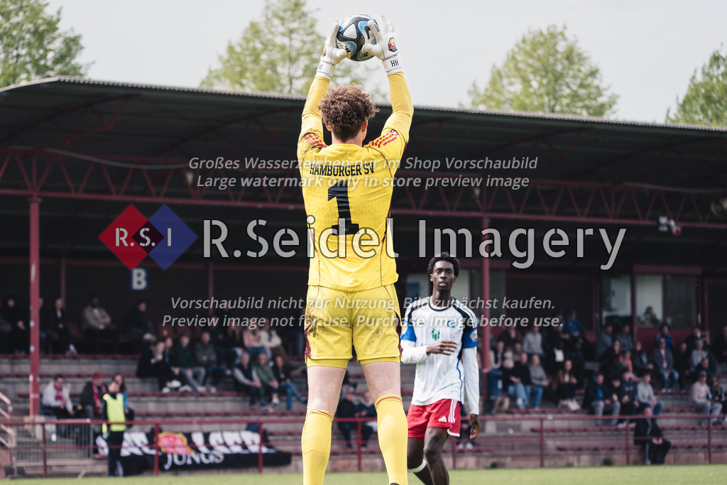 RS-1-046751 | Hannes Steffen Hermann (#1, HSV II, Torwart) schnappt sich den Ball aus der Luft