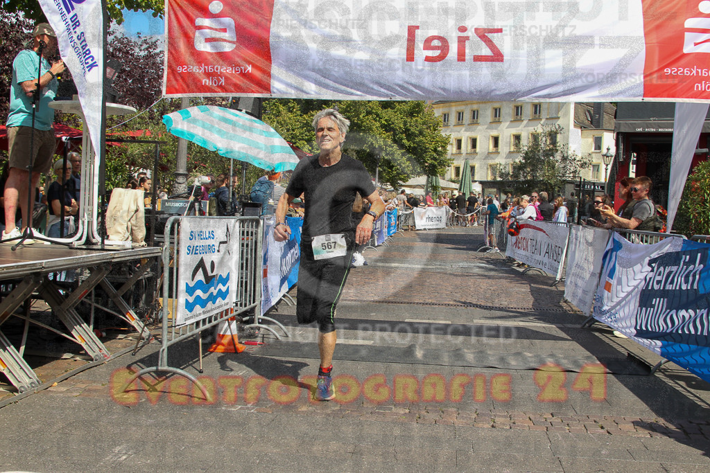 250824_1434_EV4_1936 | Sportfotografie im Rhein-Sieg Kreis, Köln, Bonn, NRW, Rheinland Pfalz, Hessen, etc. Unser Tätigkeitsfeld umfasst den Laufsport vom Volkslauf über den Marathon, Duathlon, Triathon bis zum Ultralauf wie Kölnpfad Ultra oder Schindertrail.