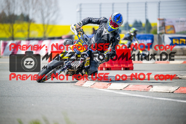 MaZZes_FotoMatrix_230507_9947 | S2