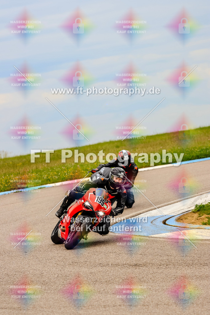 MotoTeam-2149 | Hier findet Ihr Bilder von Touristenfahrten auf der Nürburgring Nordschleife oder von anderen Veranstaltungen die ich besucht habe. Viel Spass beim Durch Schauen 