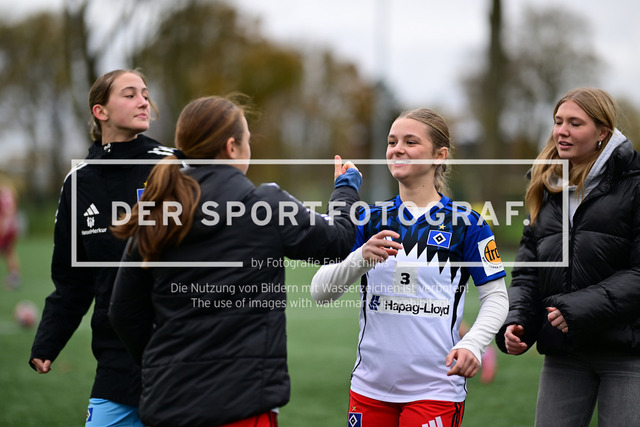 Fußball I Juniorinnen I Saison 2025-2026 I Regionalliga Nord I 7. Spieltag I Hamburger SV U17 - SpVg Aurich U17 I 03940 | Der Sportfotograf. - Realisiert mit Pictrs.com
