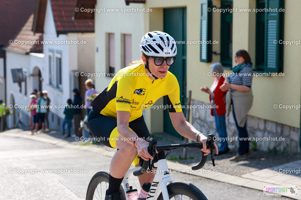 312_AR6_8750 | Neusiedlersee Radmarathon 2026@sportshot_your_pictrs #yourpictures#roadtowm2029 #nrm #neusiedlerseeradmarathon #neusiedlersee #neusiedlerseetourismus #burgenland #mörbisch #nrm26 #burgenlandtourismus #voglundco #poweredbyburgenlandtourismus #radsport #rad #marathon #ucigranfondo #visitburgenland #ucigranfondoworldseries
